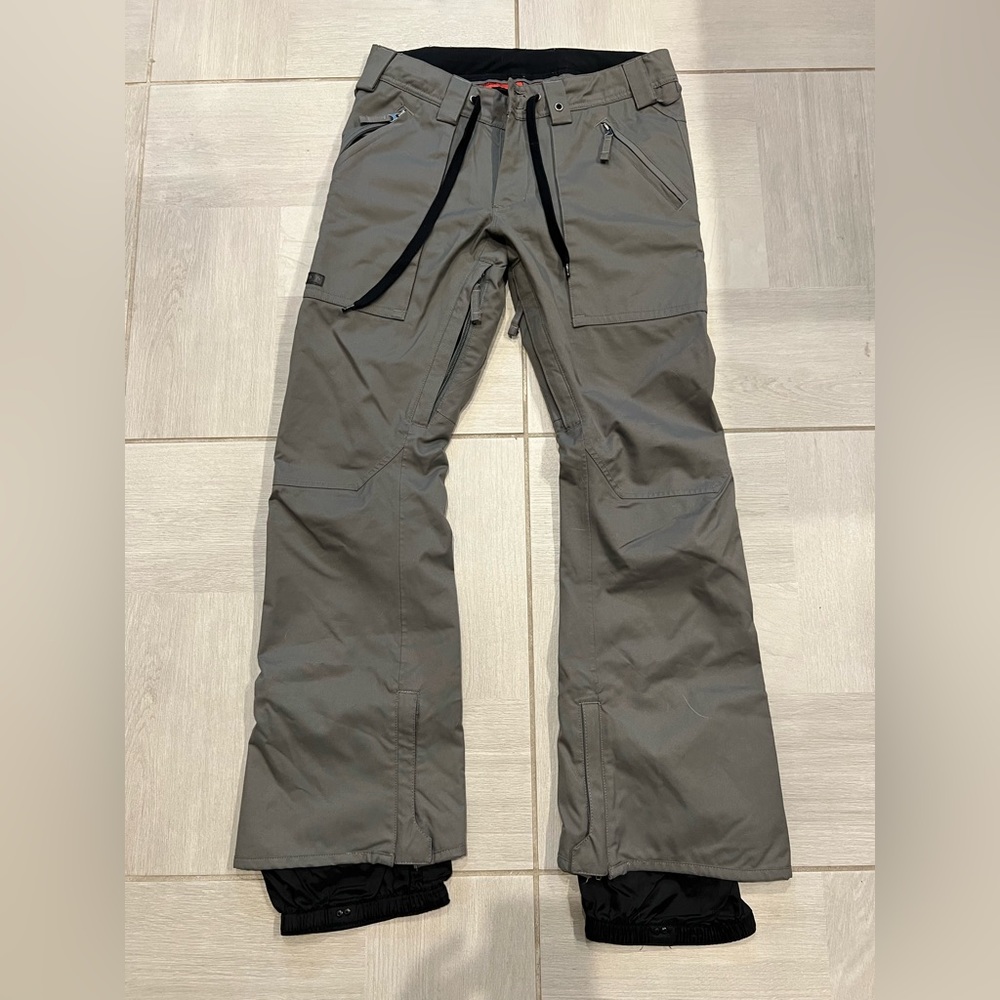 Burton Dryride Men’s Snowboarding Pants. Small